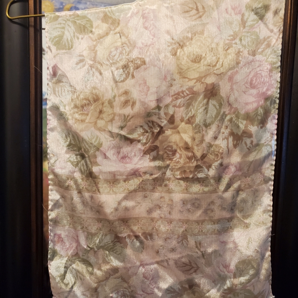Liz Clayborne Scarf